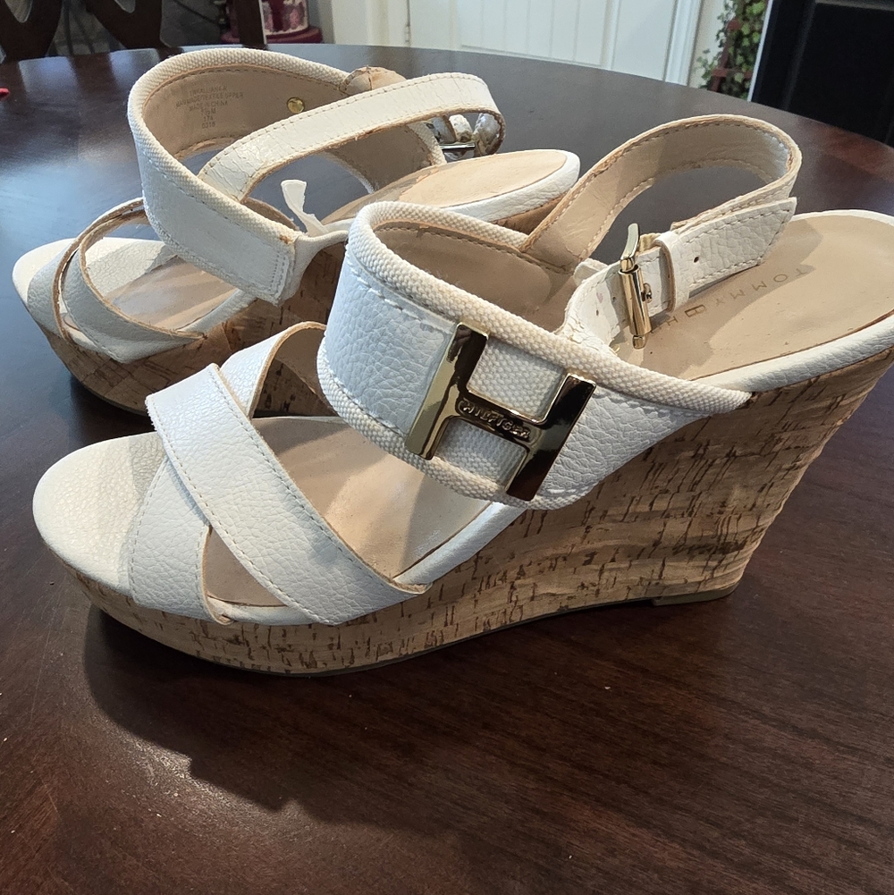 Tommy Hilfiger White Cork Wedge Sandals with Gold Buckle